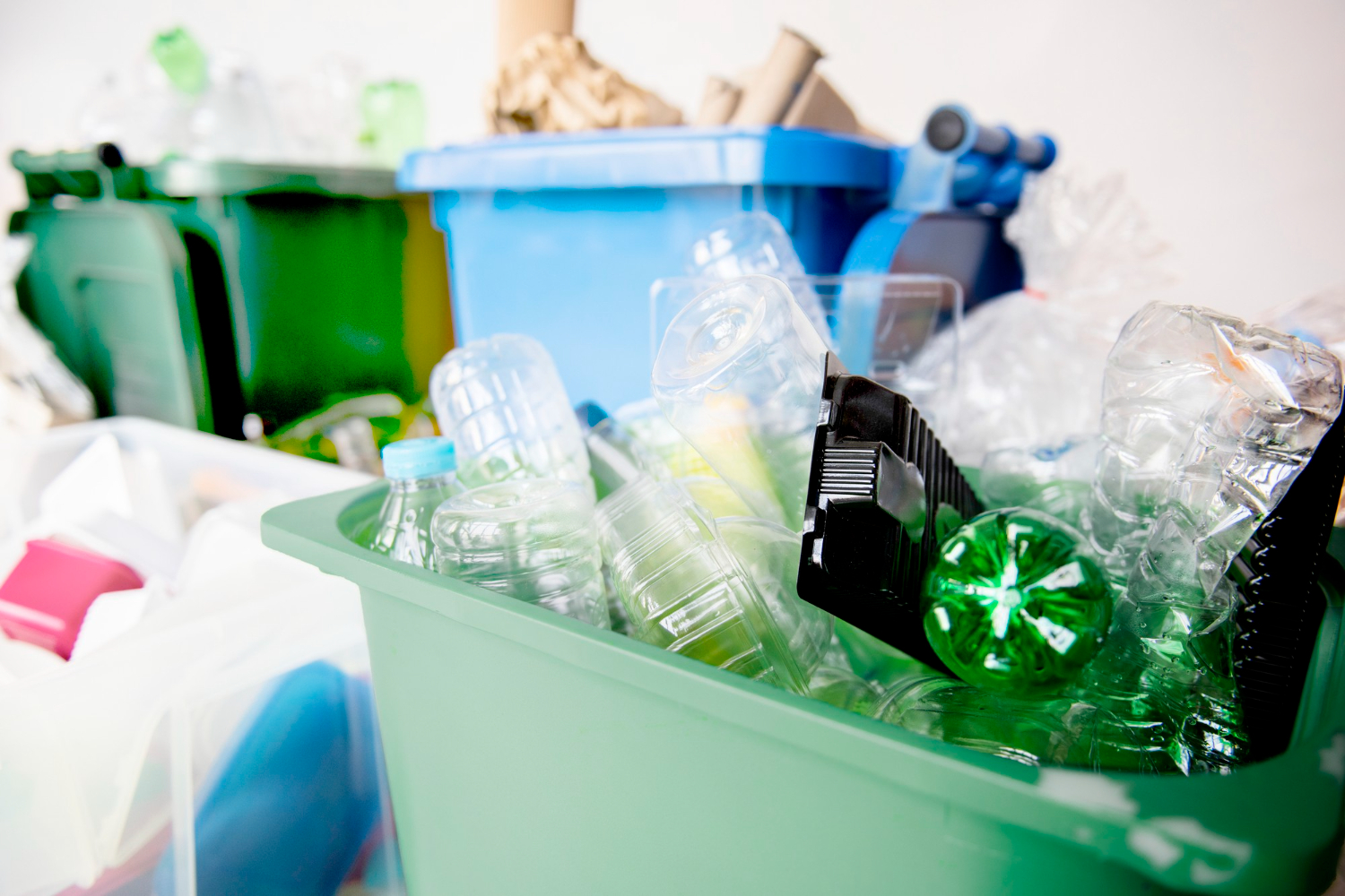 Norme și standarde pe care companiile care se ocupă cu reciclarea deșeurilor trebuie să le respecte